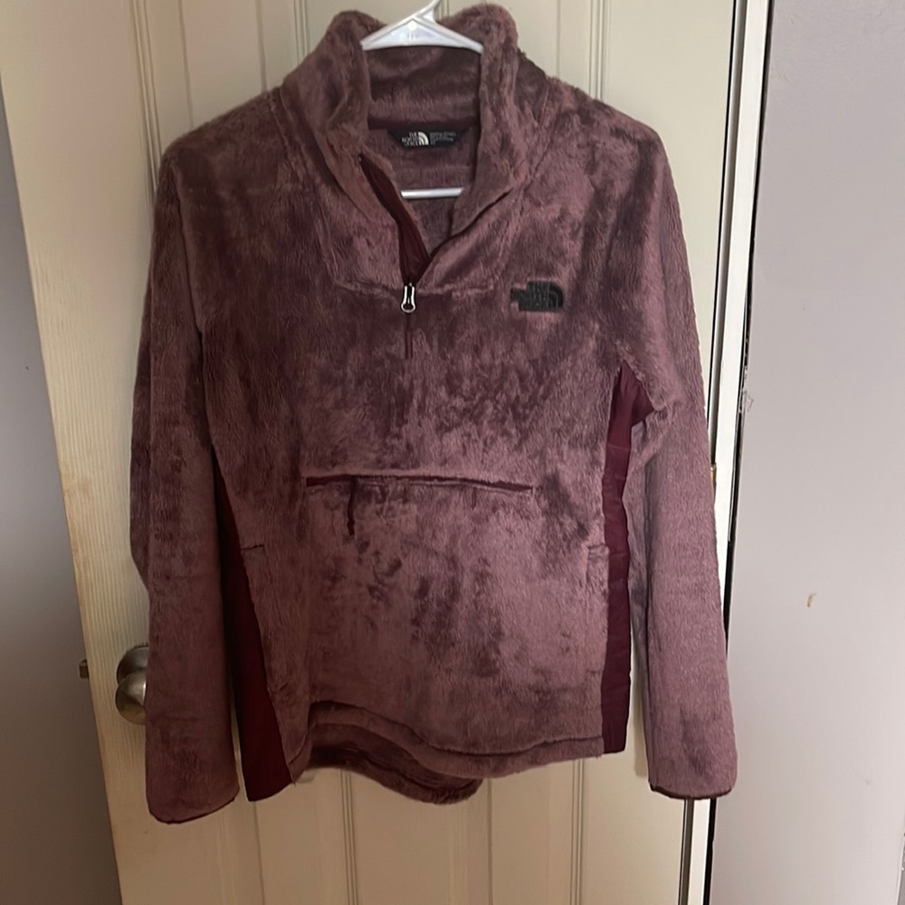 Pink/ Magenta North Face Quarter Zip polar fleece.